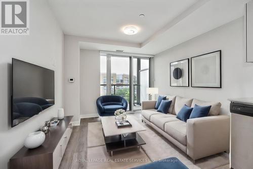 A222 - 3210 Dakota Common, Burlington (Alton), ON - Indoor Photo Showing Living Room