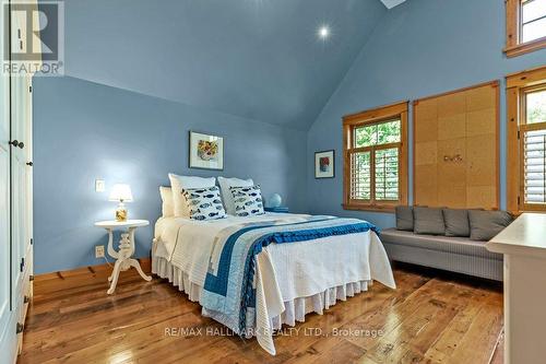 136 Snowbridge Way, Blue Mountains (Blue Mountain Resort Area), ON - Indoor Photo Showing Bedroom