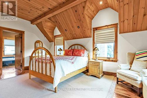 136 Snowbridge Way, Blue Mountains (Blue Mountain Resort Area), ON - Indoor Photo Showing Bedroom