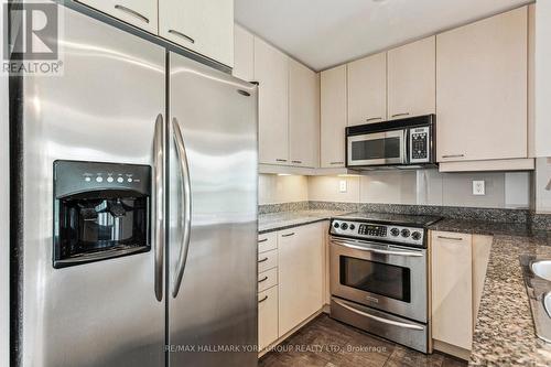 Ph304 - 88 Palace Pier Court, Toronto (Mimico), ON - Indoor Photo Showing Kitchen With Stainless Steel Kitchen With Upgraded Kitchen