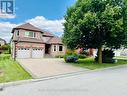 18 Henricks Crescent, Richmond Hill, ON  - Outdoor 