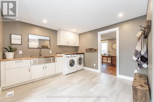 9432 Wellington Rd 124, Erin, ON - Indoor Photo Showing Laundry Room