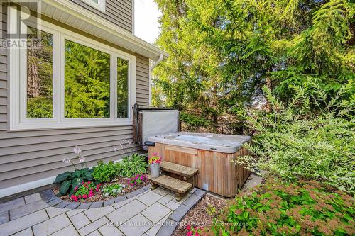 9432 Wellington Rd 124, Erin, ON - Outdoor With Deck Patio Veranda