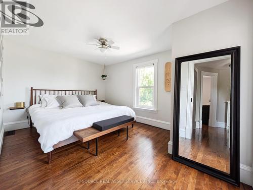 260 Colborne Street W, Orillia, ON - Indoor Photo Showing Bedroom