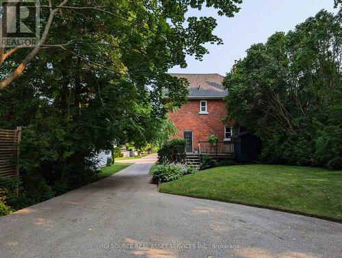 260 Colborne Street W, Orillia, ON - Outdoor