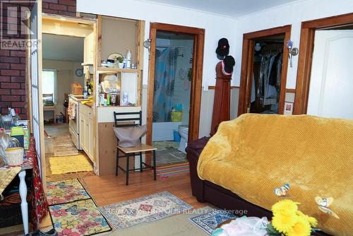 500 Mosley Street, Wasaga Beach, ON - Indoor Photo Showing Bedroom