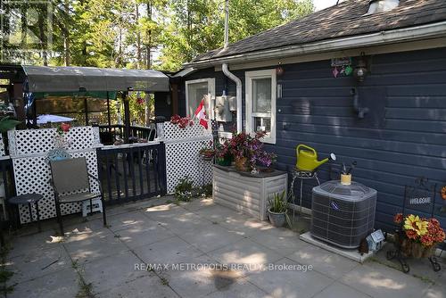 500 Mosley Street, Wasaga Beach, ON - Outdoor With Deck Patio Veranda With Exterior