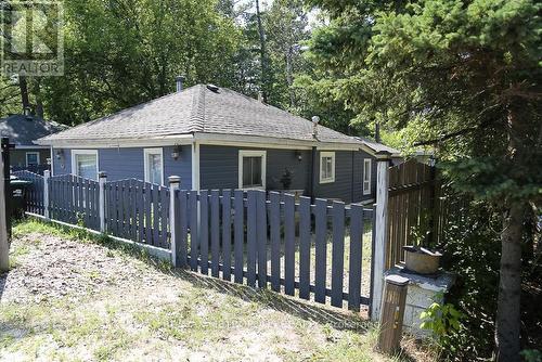 500 Mosley Street, Wasaga Beach, ON - Outdoor