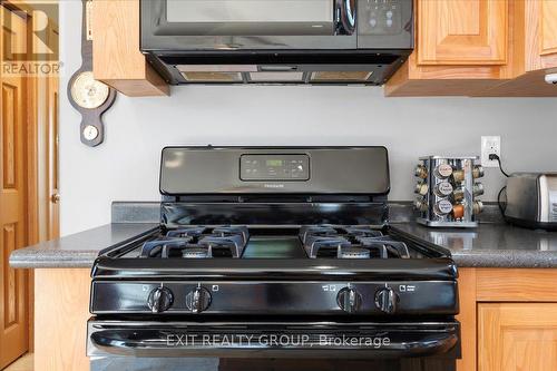 D10 - 153 County Road 27, Prince Edward County (Ameliasburgh), ON - Indoor Photo Showing Kitchen