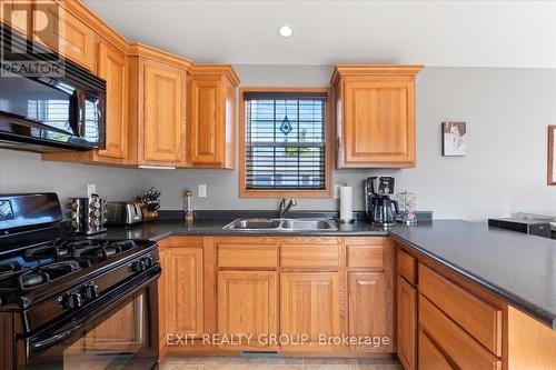 D10 - 153 County Road 27, Prince Edward County (Ameliasburgh), ON - Indoor Photo Showing Kitchen With Double Sink