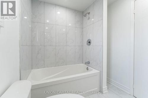 20 Empire Crescent, Clarington, ON - Indoor Photo Showing Bathroom