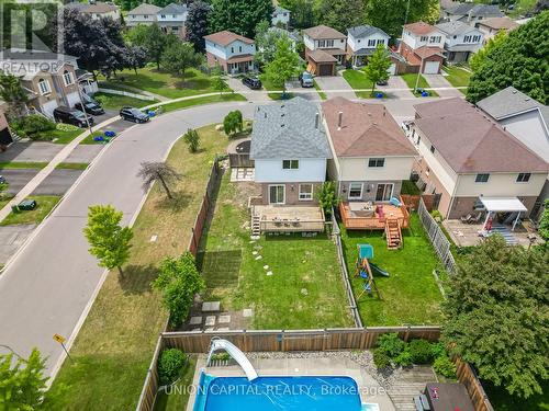 20 Empire Crescent, Clarington (Courtice), ON - Outdoor With In Ground Pool