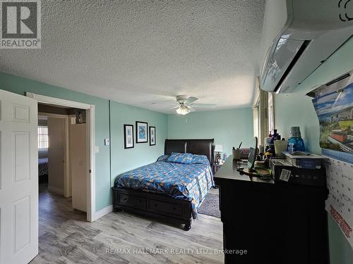 547 Dorchester Drive, Oshawa (Vanier), ON - Indoor Photo Showing Bedroom