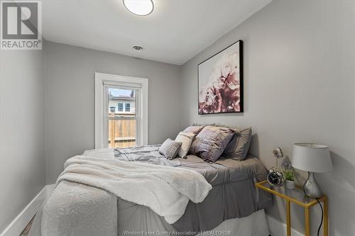 983 Ford, Windsor, ON - Indoor Photo Showing Bedroom