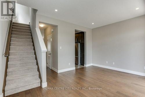 2092 Meadowgate Boulevard, London, ON - Indoor Photo Showing Other Room