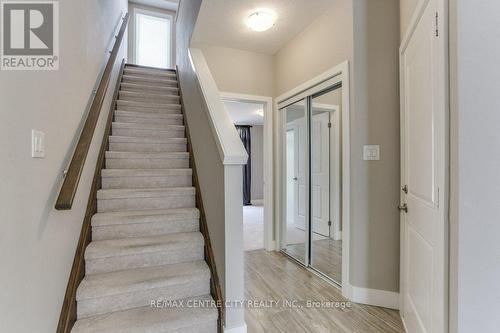 2092 Meadowgate Boulevard, London, ON - Indoor Photo Showing Other Room