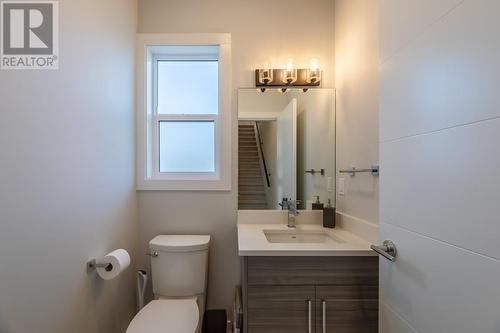 253 Norton Street Unit# 108, Penticton, BC - Indoor Photo Showing Bathroom