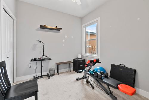 3847 Sonoma Pines Drive, West Kelowna, BC - Indoor Photo Showing Other Room