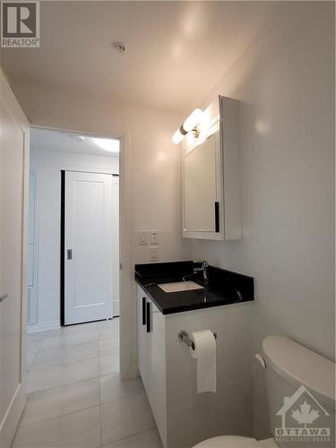 805 Carling Avenue Unit#801, Ottawa, ON - Indoor Photo Showing Bathroom