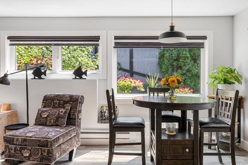 11158 Dakota Road, Lake Country, BC - Indoor Photo Showing Dining Room