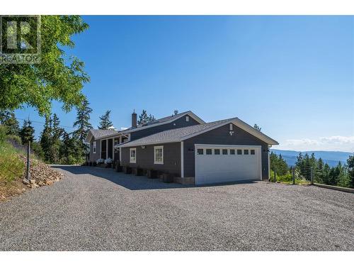 2025 Huckleberry Road, Kelowna, BC - Outdoor