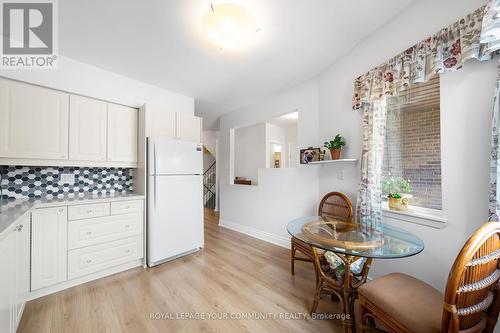 43 Cricklewood Crescent, Markham (Royal Orchard), ON - Indoor Photo Showing Kitchen