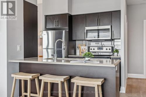 1411 - 65 Speers Road, Oakville (Old Oakville), ON - Indoor Photo Showing Kitchen With Stainless Steel Kitchen With Upgraded Kitchen