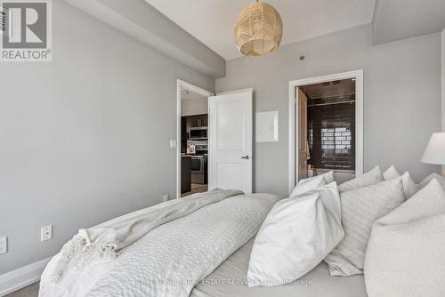 1411 - 65 Speers Road, Oakville (Old Oakville), ON - Indoor Photo Showing Bedroom