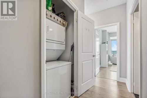 1411 - 65 Speers Road, Oakville (Old Oakville), ON - Indoor Photo Showing Laundry Room