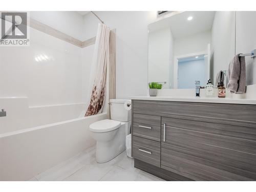 253 Norton Street Unit# 113, Penticton, BC - Indoor Photo Showing Bathroom