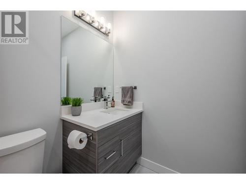 253 Norton Street Unit# 113, Penticton, BC - Indoor Photo Showing Bathroom