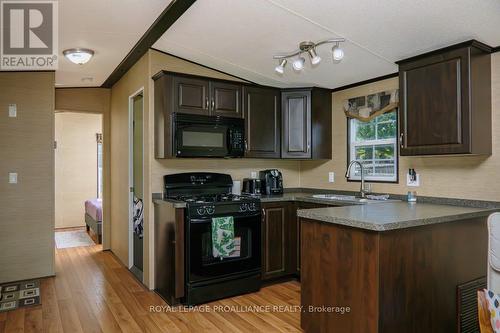 486 Cty Rd 18 - 3 Beachview Lane, Prince Edward County (Athol), ON - Indoor Photo Showing Kitchen