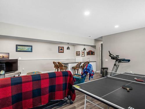 736 Durango Drive, Kamloops, BC - Indoor Photo Showing Gym Room