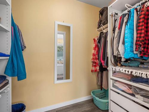 736 Durango Drive, Kamloops, BC - Indoor With Storage