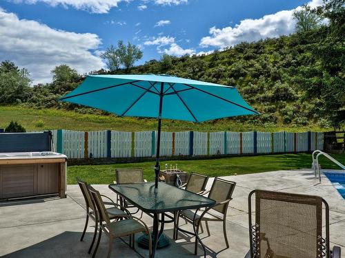 736 Durango Drive, Kamloops, BC - Outdoor