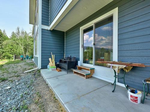 1033 Bohill Place, Clearwater, BC - Outdoor With Exterior