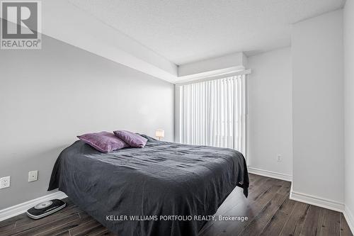 404 - 18 Valley Woods Road, Toronto (Parkwoods-Donalda), ON - Indoor Photo Showing Bedroom