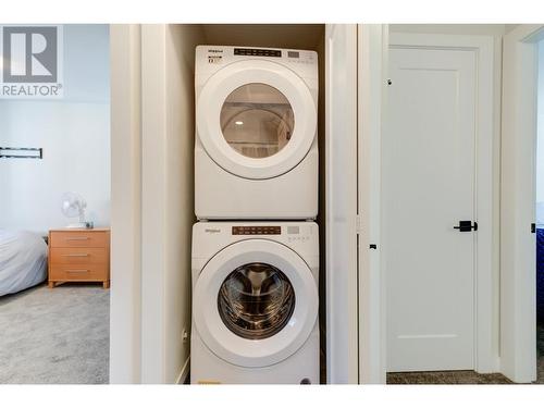 307 Glen Park Drive Unit# 29, Kelowna, BC - Indoor Photo Showing Laundry Room