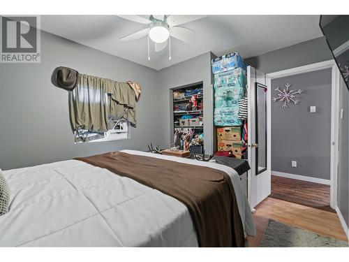 3402 24A Avenue, Vernon, BC - Indoor Photo Showing Bedroom