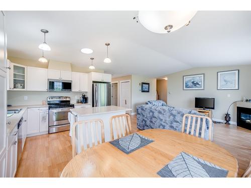 111 - 4200 Grandview Drive, Castlegar, BC - Indoor