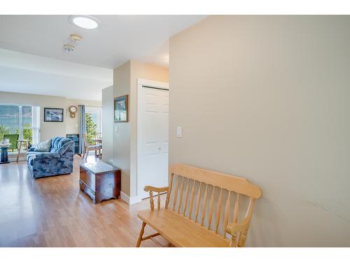 111 - 4200 Grandview Drive, Castlegar, BC - Indoor