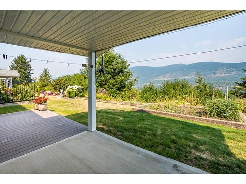 111 - 4200 Grandview Drive, Castlegar, BC - Outdoor