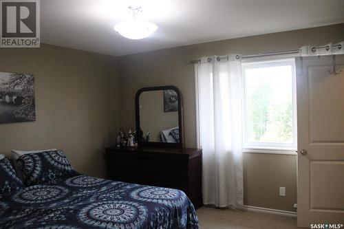 86 Cameron Way, Yorkton, SK - Indoor Photo Showing Bedroom