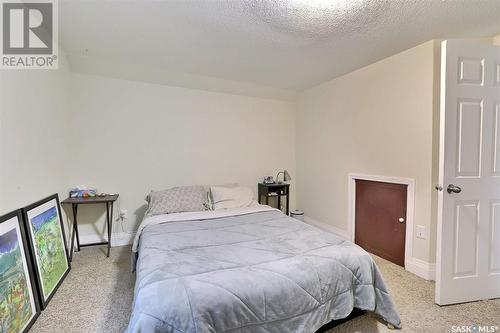 1550 Robinson Street, Regina, SK - Indoor Photo Showing Bedroom