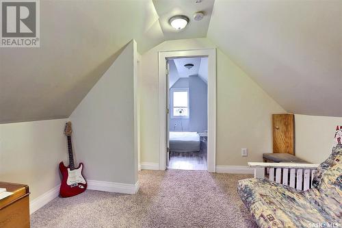 1550 Robinson Street, Regina, SK - Indoor Photo Showing Bedroom