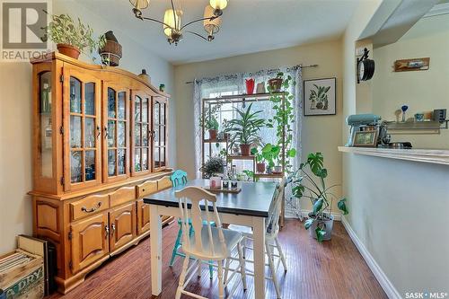 1550 Robinson Street, Regina, SK - Indoor Photo Showing Dining Room