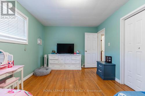 299 Carson Drive, Hamilton (Lisgar), ON - Indoor Photo Showing Bedroom