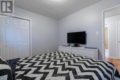 299 Carson Drive, Hamilton (Lisgar), ON - Indoor Photo Showing Bedroom