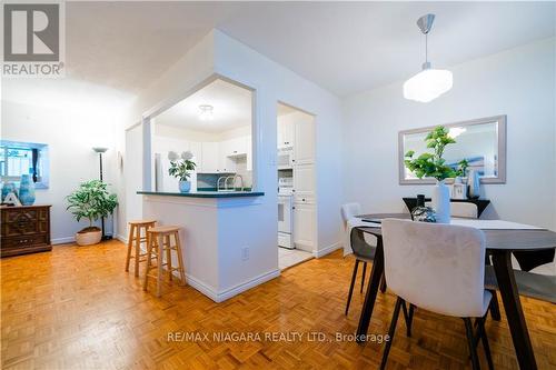 1402 - 215 Glenridge Avenue, St. Catharines, ON - Indoor Photo Showing Dining Room