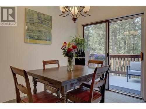 586 Roberts Drive, Williams Lake, BC - Indoor Photo Showing Dining Room